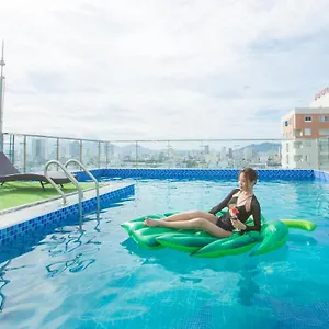 Hotel Maxhome Luxury Da Nang
