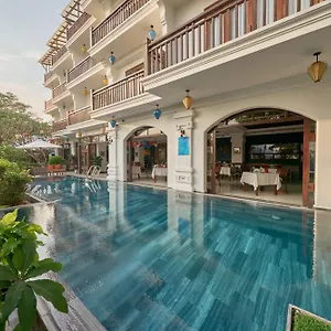 Odyssey & **** Hoi An